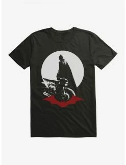 Boxlunch DC Comics The Batman Over The Moon T-Shirt